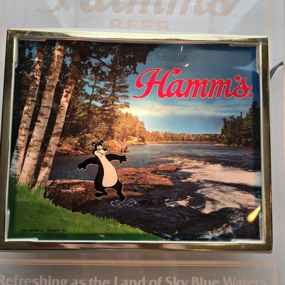 Vintage 1984 Hamm's Beer Lighted Bar Sign Pabst 16
